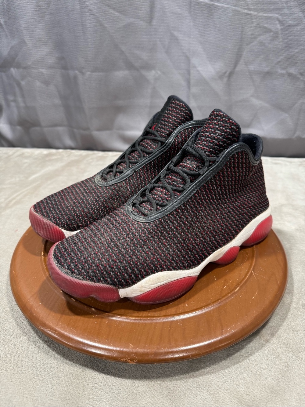 Jordan Horizon Sneakers
